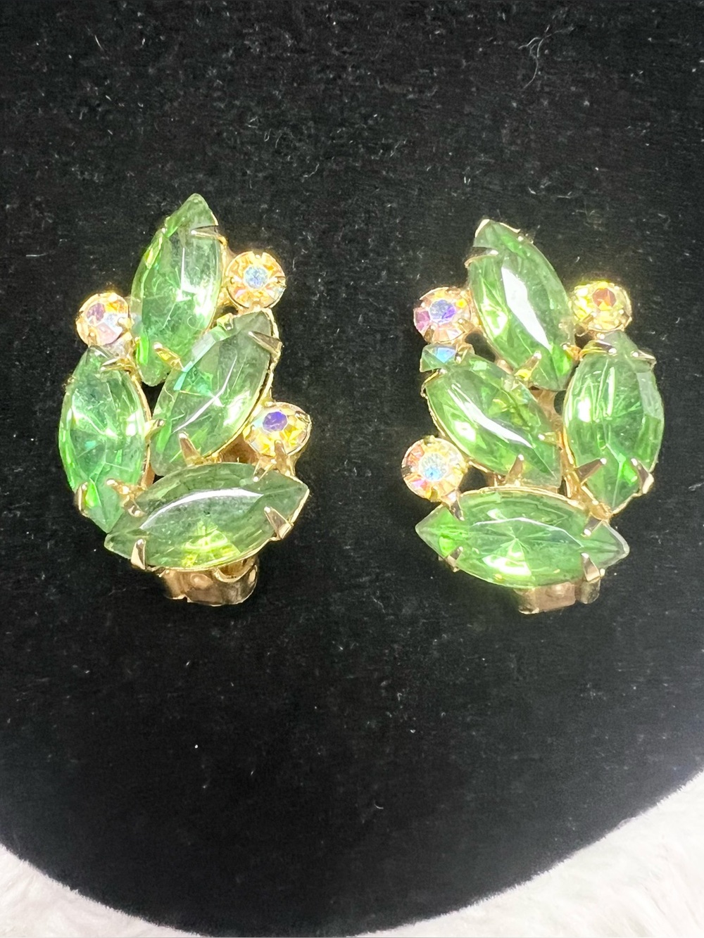 Vintage Mid Century GARNE Green Crystal Leaf Aurora Borealis Clip-On Earrings